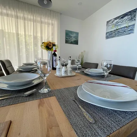 Deavista Opatija Villa *