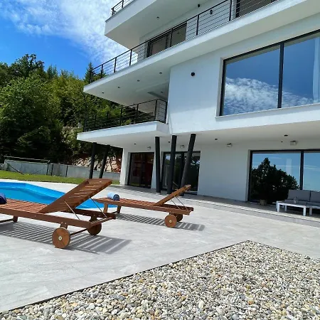 Deavista Opatija * Матульи