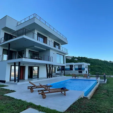 Deavista Opatija 马图利