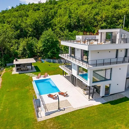 Deavista Opatija * Матульи