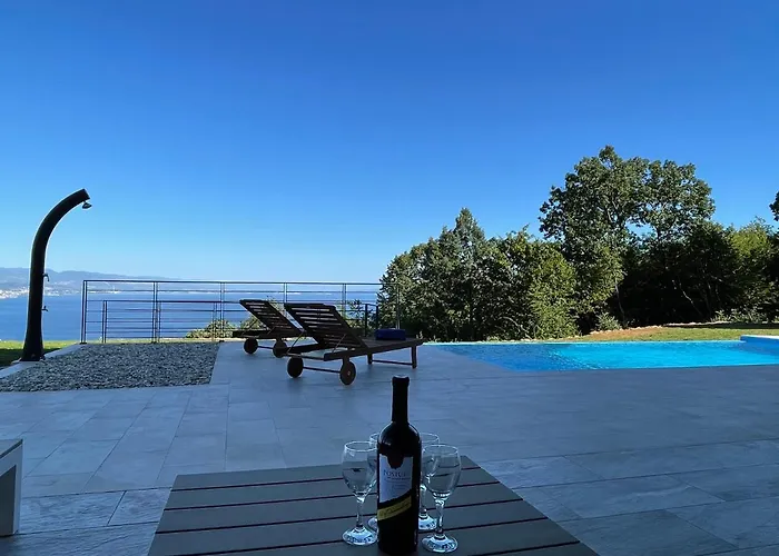 Deavista Opatija Вилла