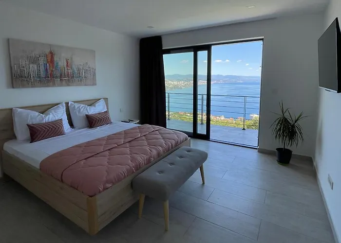 Deavista Opatija Вилла Матульи
