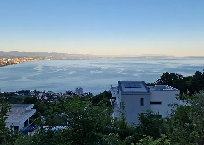 Deavista Opatija Матульи